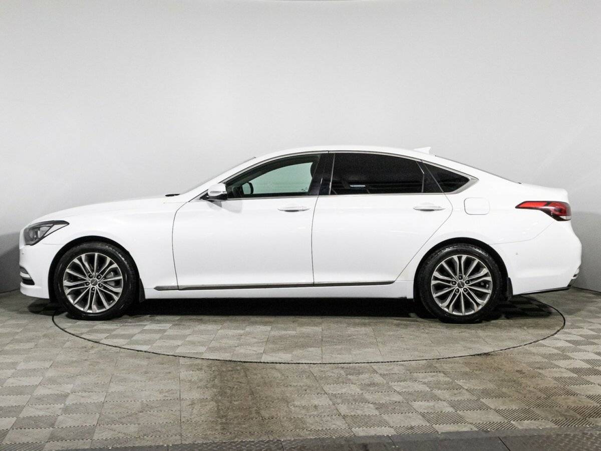 Hyundai Genesis 2015 года с пробегом. Фото: #7