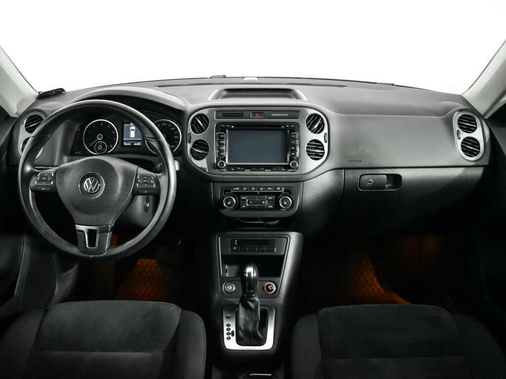 Volkswagen Tiguan 2012 года с пробегом. Фото: #11