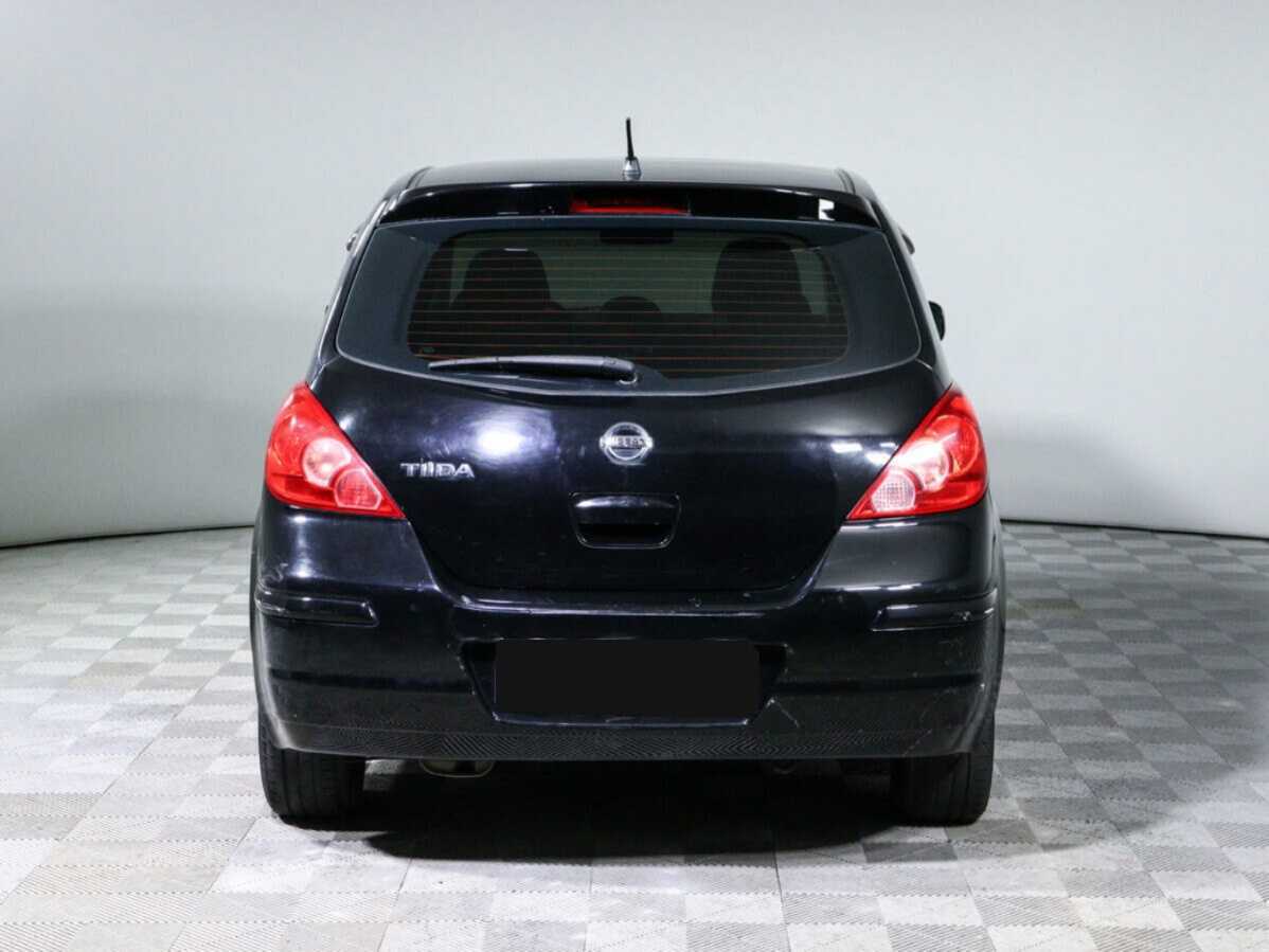 Nissan Tiida 2013 года с пробегом. Фото: #4