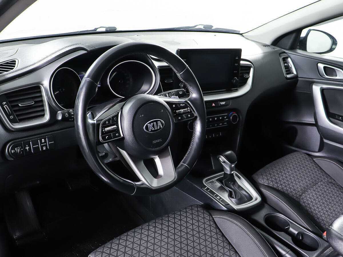 Kia Ceed 2021 года с пробегом. Фото: #12