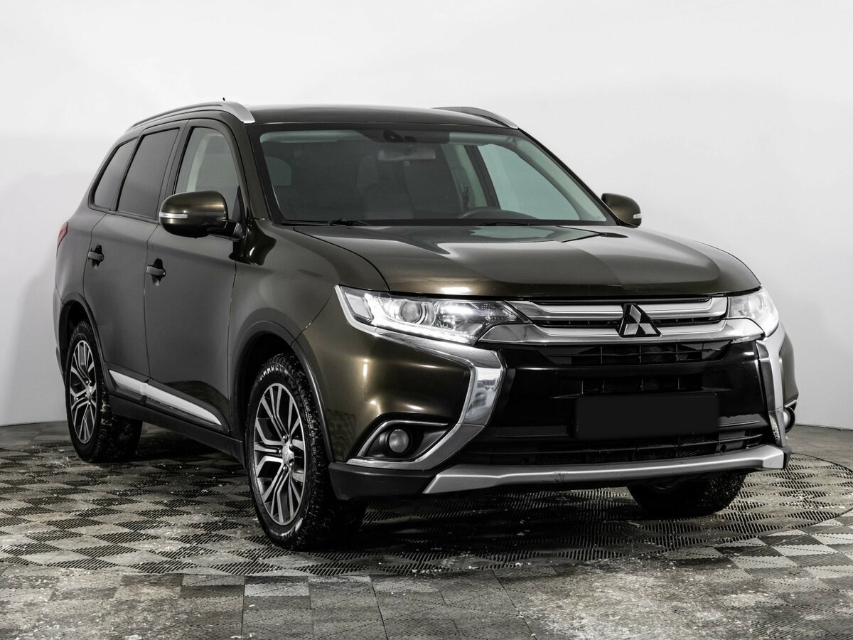 Mitsubishi Outlander 2015 года с пробегом. Фото: #2