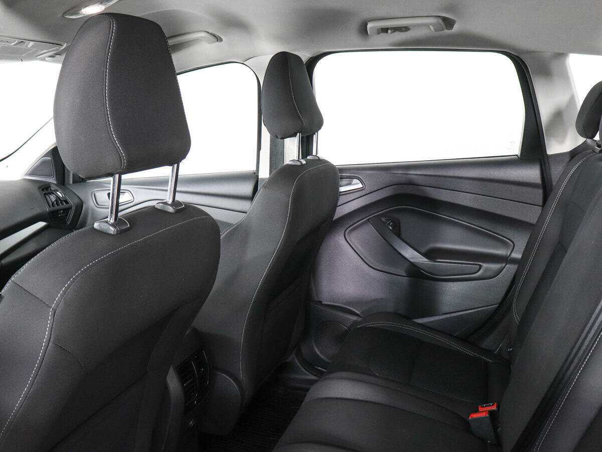 Ford Kuga 2017 года с пробегом. Фото: #11