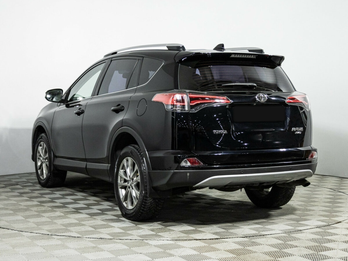 Toyota RAV4 2017 года с пробегом. Фото: #5