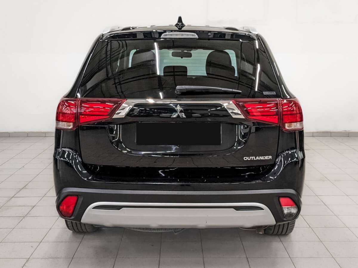 Mitsubishi Outlander 2020 года с пробегом. Фото: #5