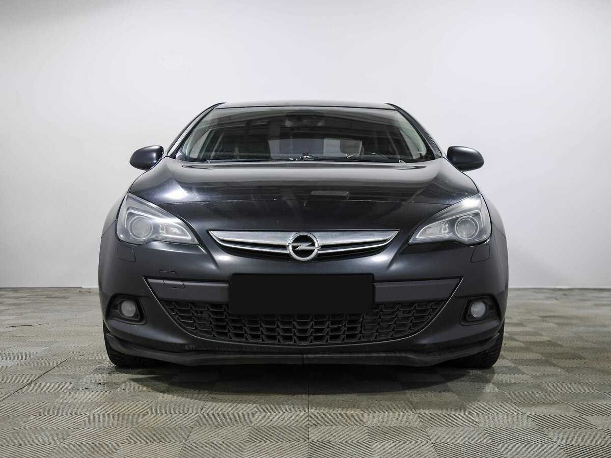 Opel Astra 2012 года с пробегом. Фото: #1