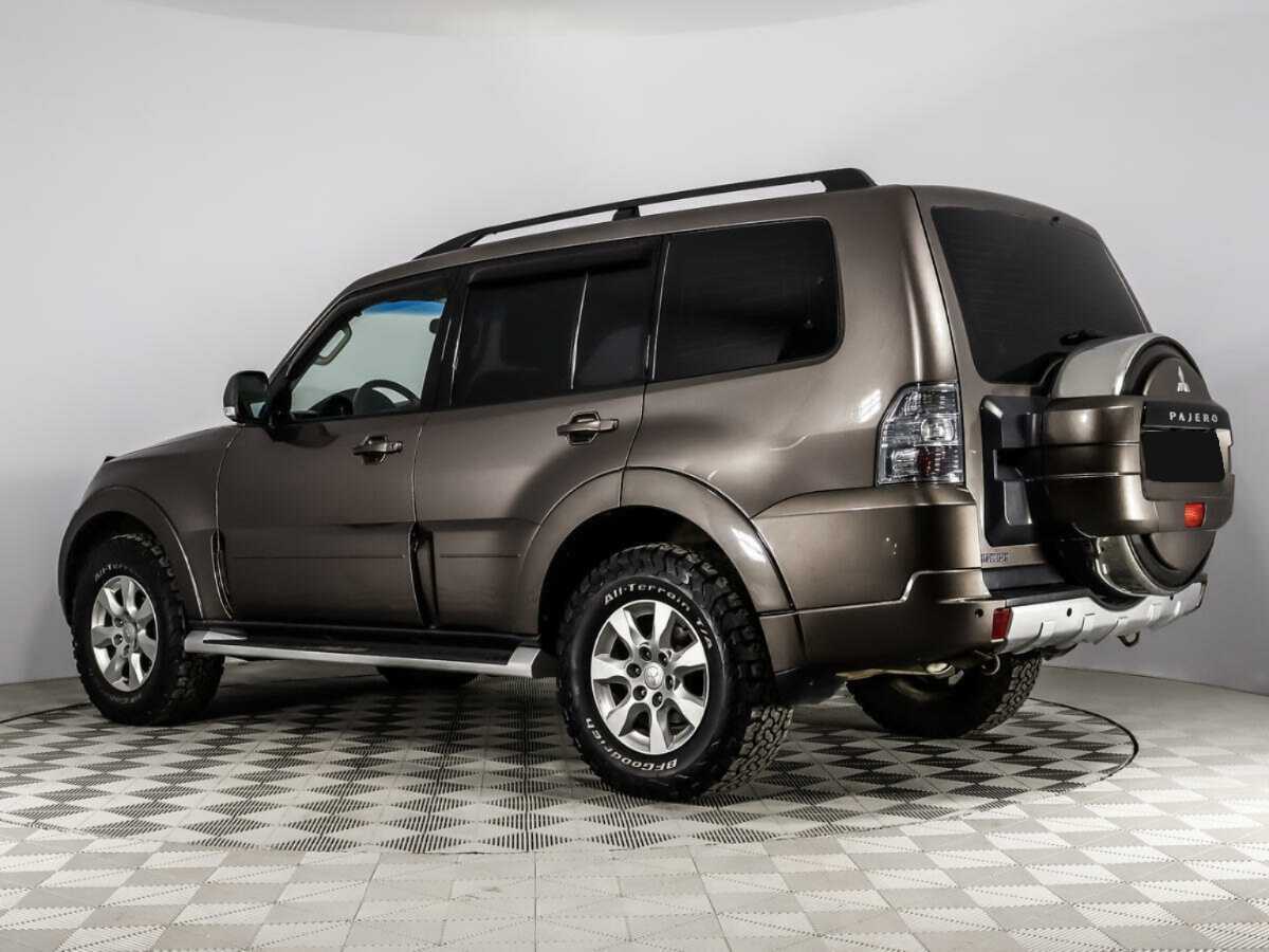 Mitsubishi Pajero 2013 года с пробегом. Фото: #6
