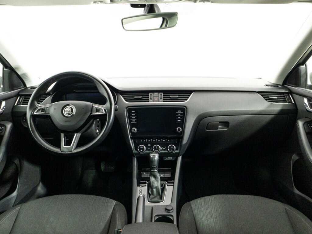 Skoda Octavia 2018 года с пробегом. Фото: #12