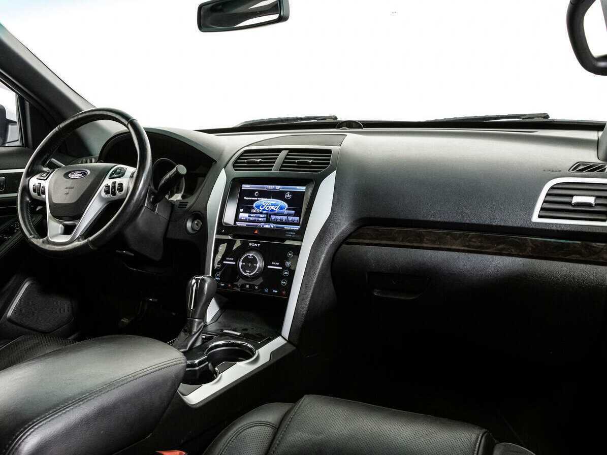 Ford Explorer 2014 года с пробегом. Фото: #8