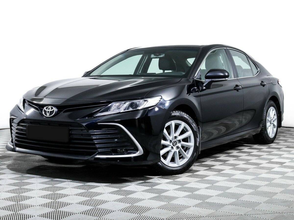 Toyota Camry 2021 года с пробегом. Посмотреть фото