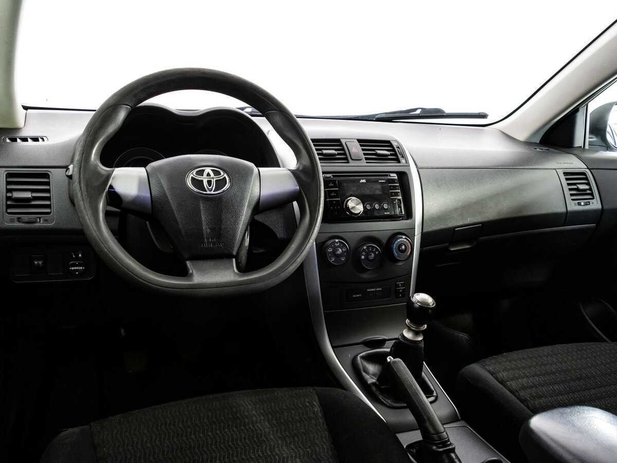 Toyota Corolla 2012 года с пробегом. Фото: #8