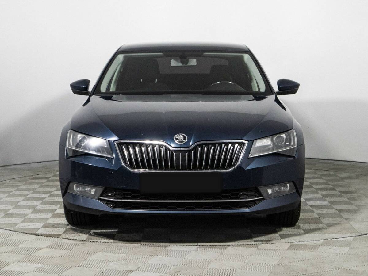 Skoda Superb 2015 года с пробегом. Фото: #1