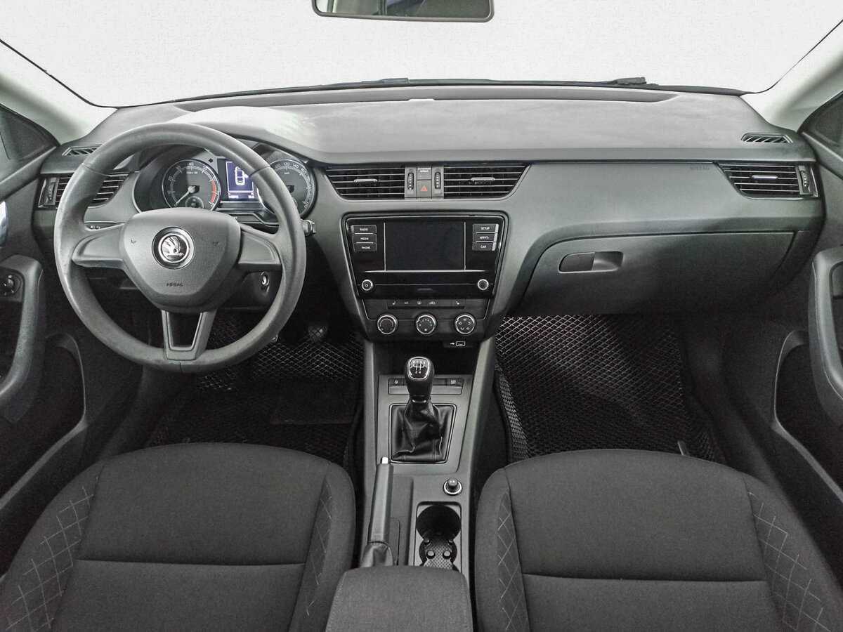 Skoda Octavia 2019 года с пробегом. Фото: #11