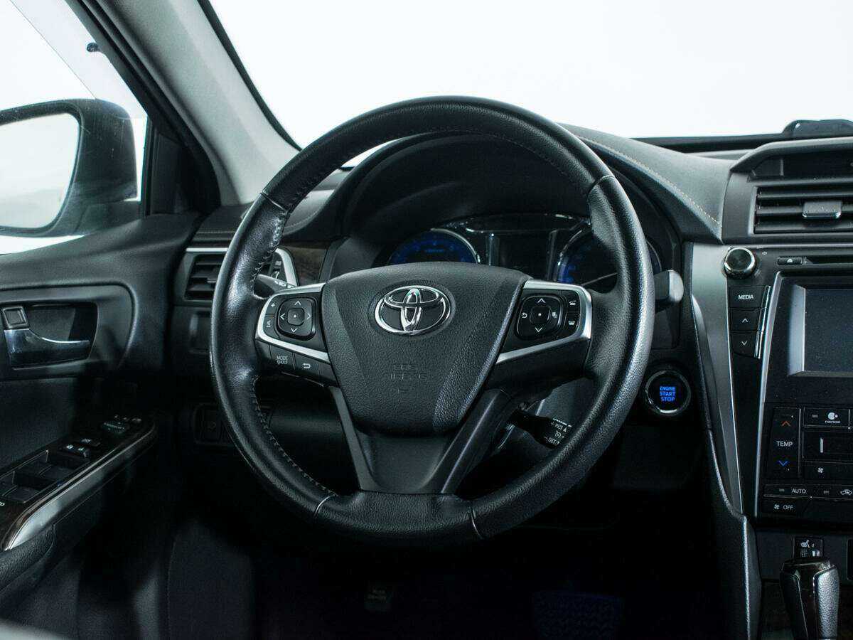 Toyota Camry 2015 года с пробегом. Фото: #12