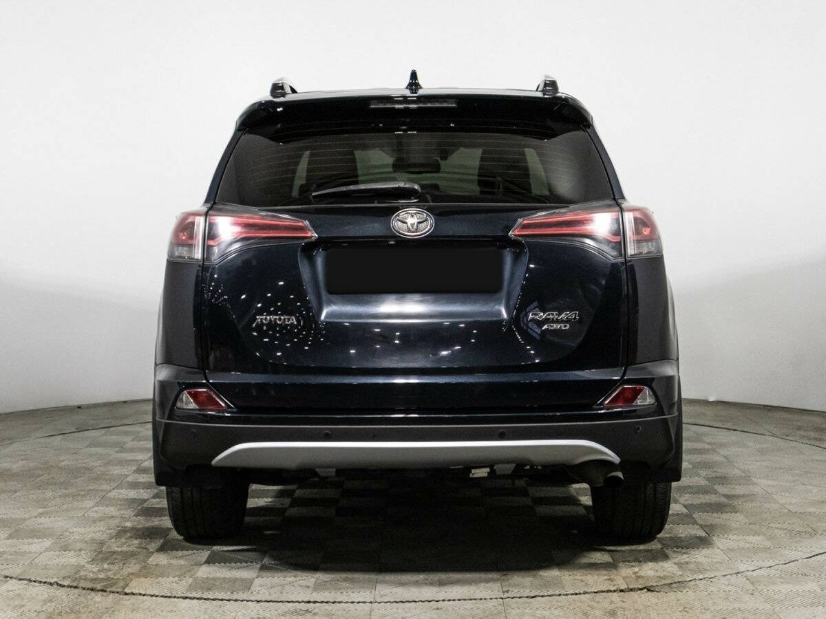 Toyota RAV4 2017 года с пробегом. Фото: #5