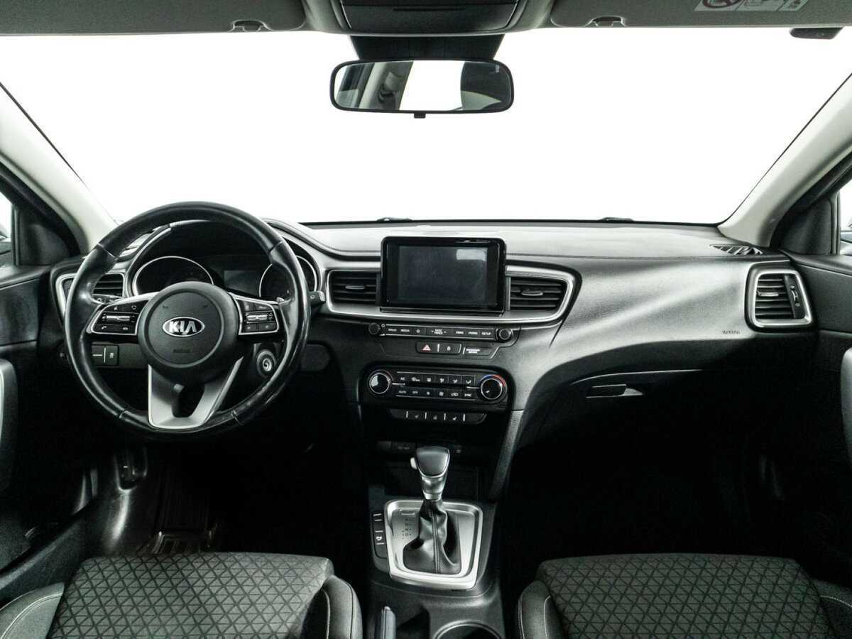 Kia Ceed 2019 года с пробегом. Фото: #12