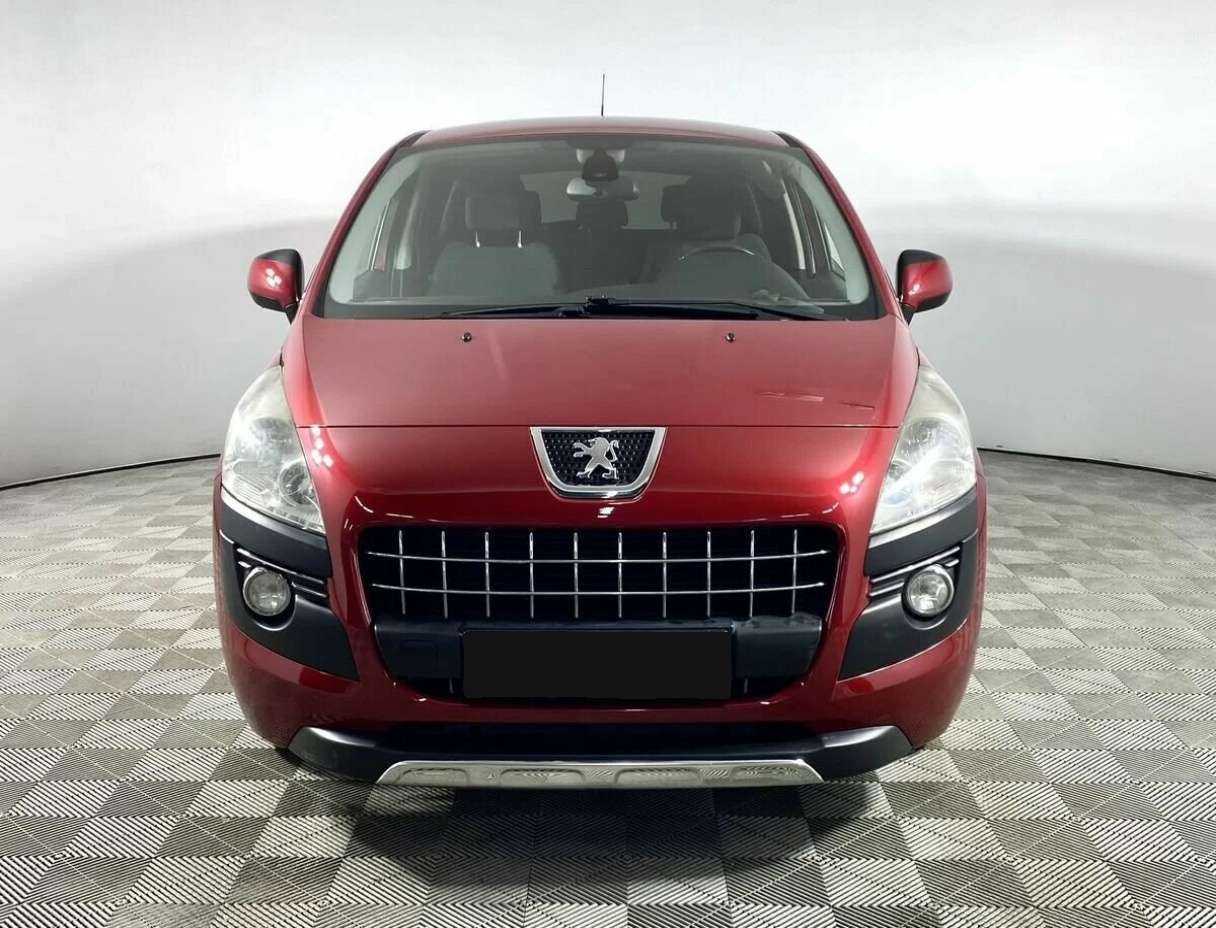 Peugeot 3008 2012 года с пробегом. Фото: #1