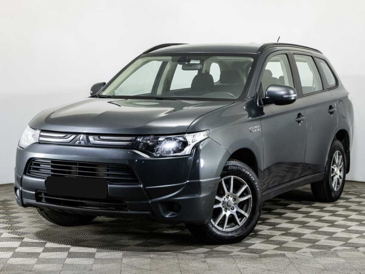 Mitsubishi Outlander 2014 года с пробегом. Посмотреть фото