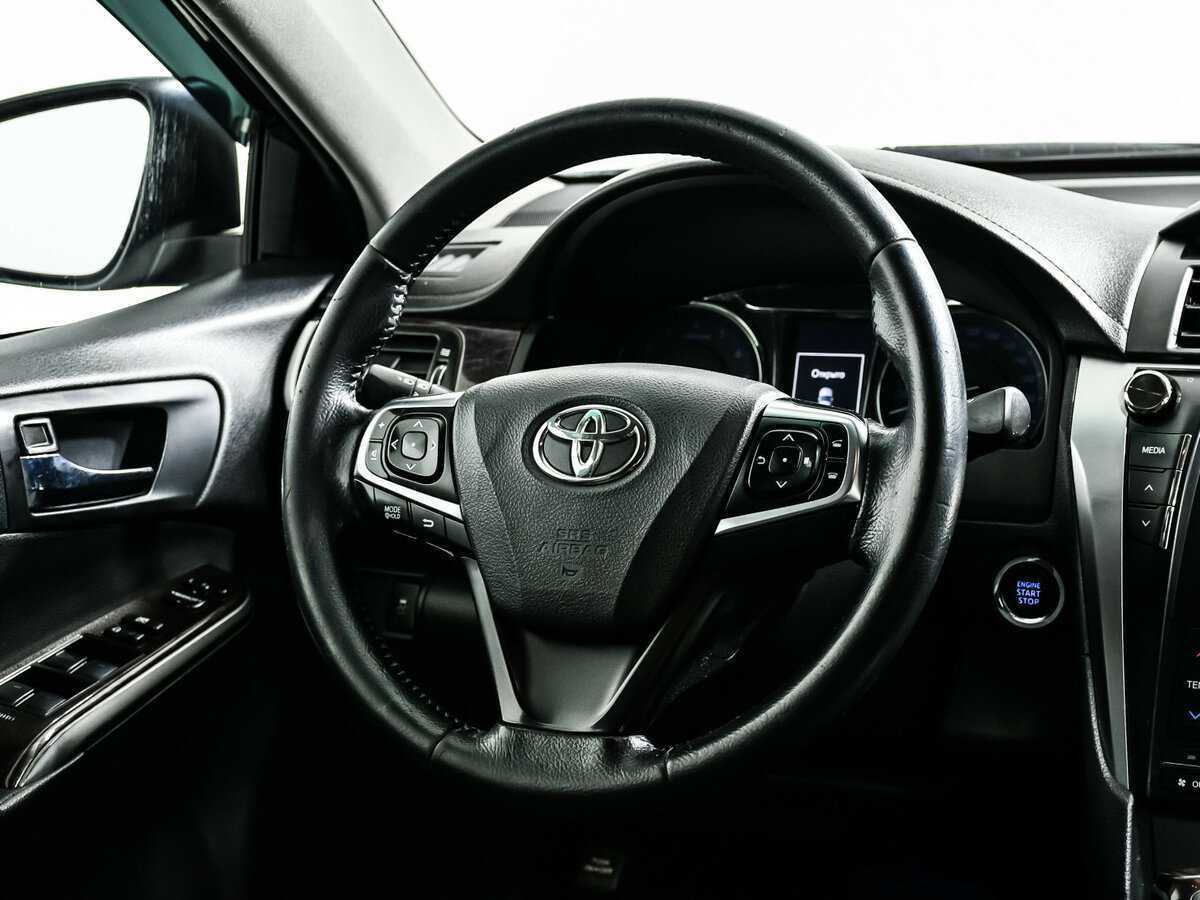 Toyota Camry 2016 года с пробегом. Фото: #14