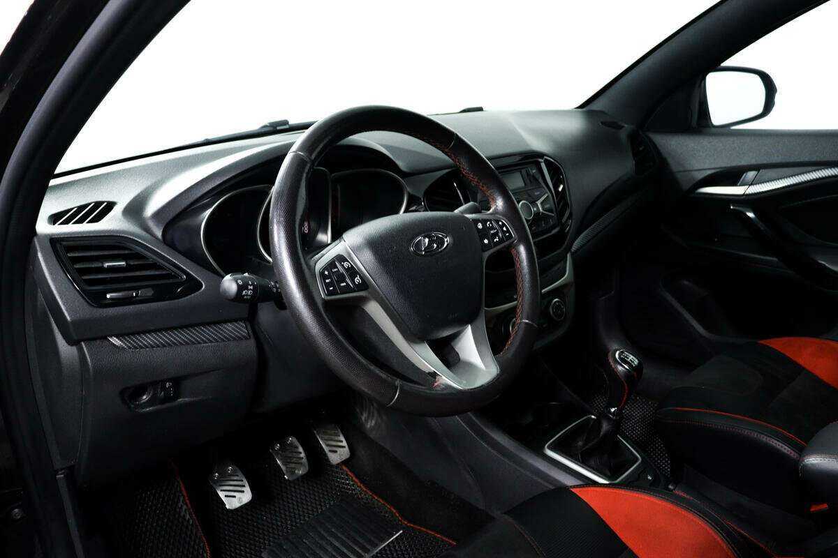 Lada (ВАЗ) Vesta 2022 года с пробегом. Фото: #12