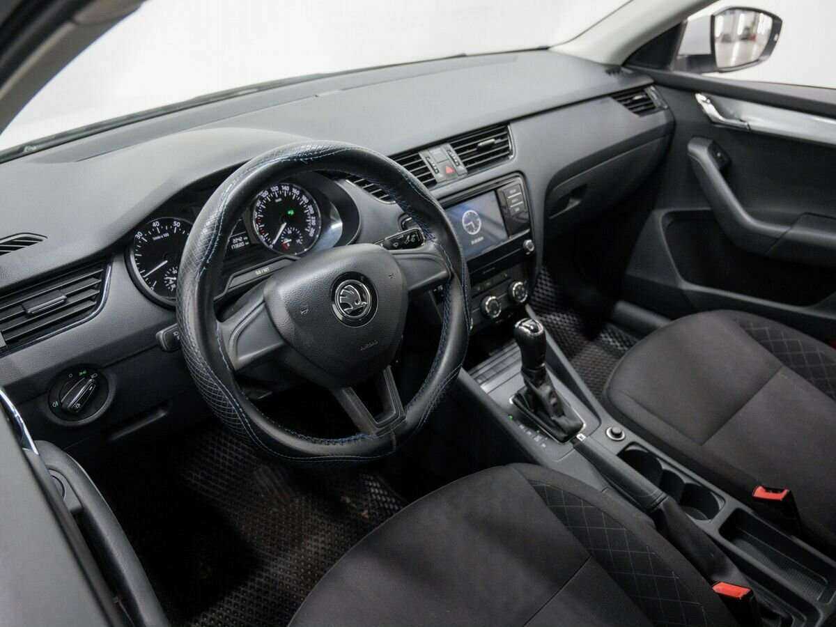 Skoda Octavia 2017 года с пробегом. Фото: #12