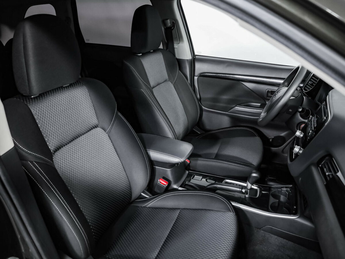 Mitsubishi Outlander 2020 года с пробегом. Фото: #20