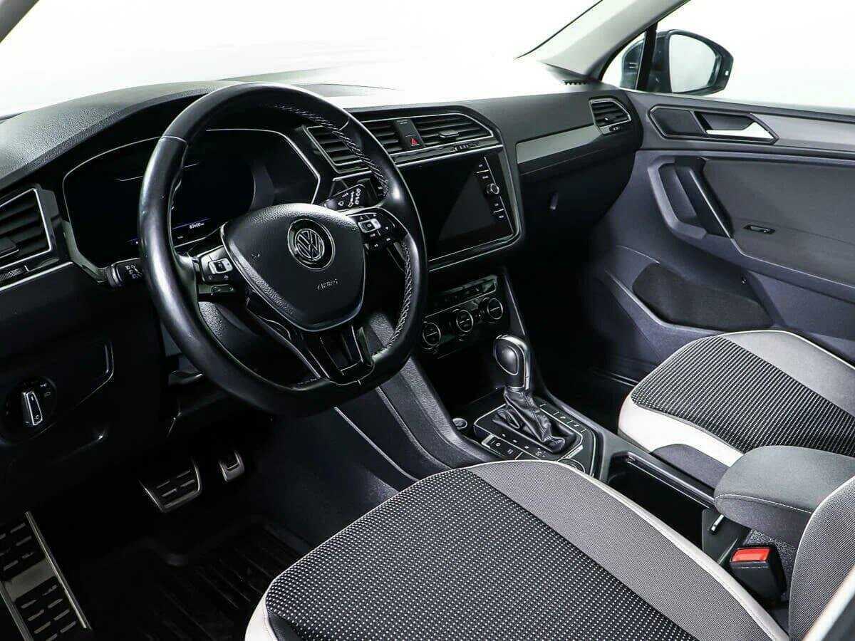 Volkswagen Tiguan 2018 года с пробегом. Фото: #14