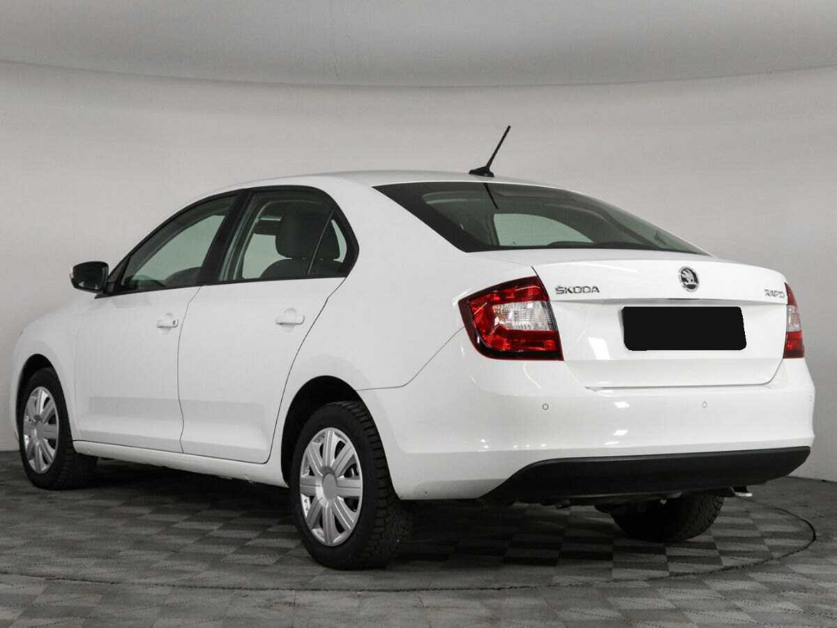 Skoda Rapid 2019 года с пробегом. Фото: #3