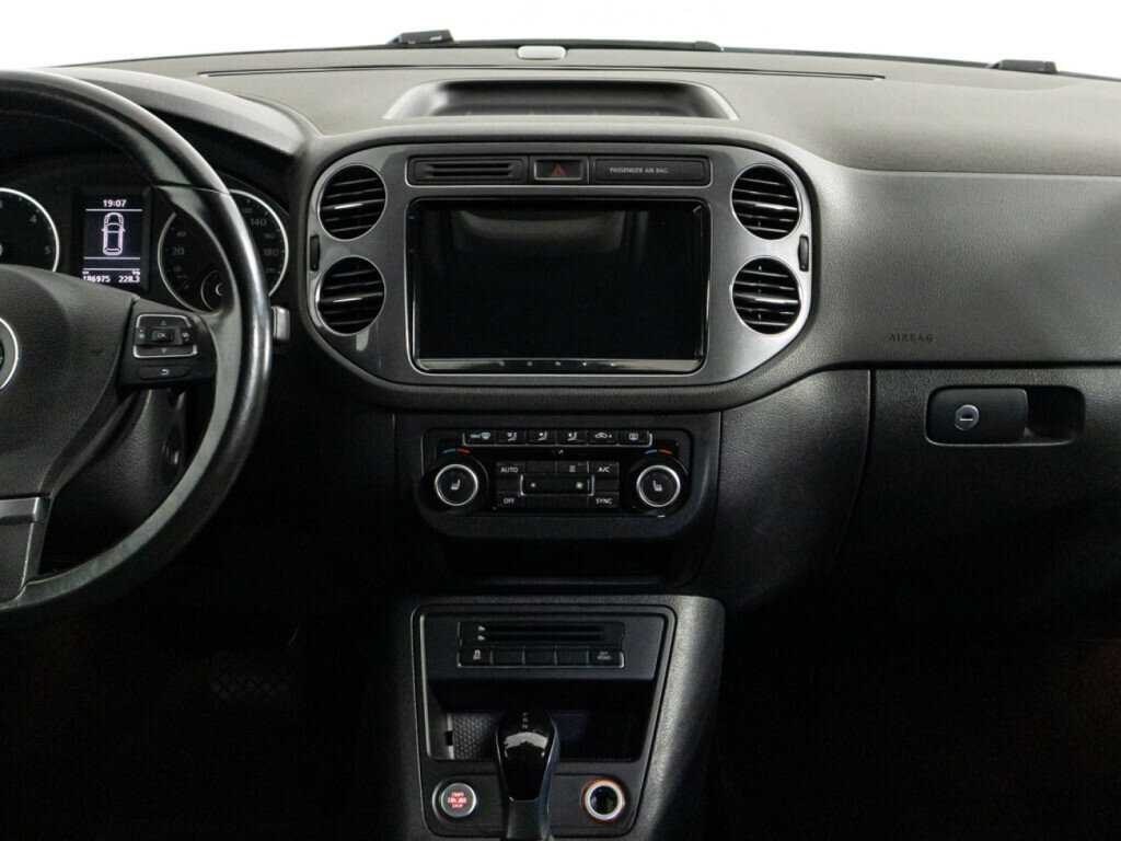 Volkswagen Tiguan 2012 года с пробегом. Фото: #13