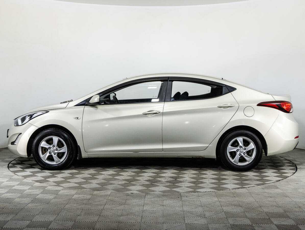 Hyundai Elantra 2015 года с пробегом. Фото: #7