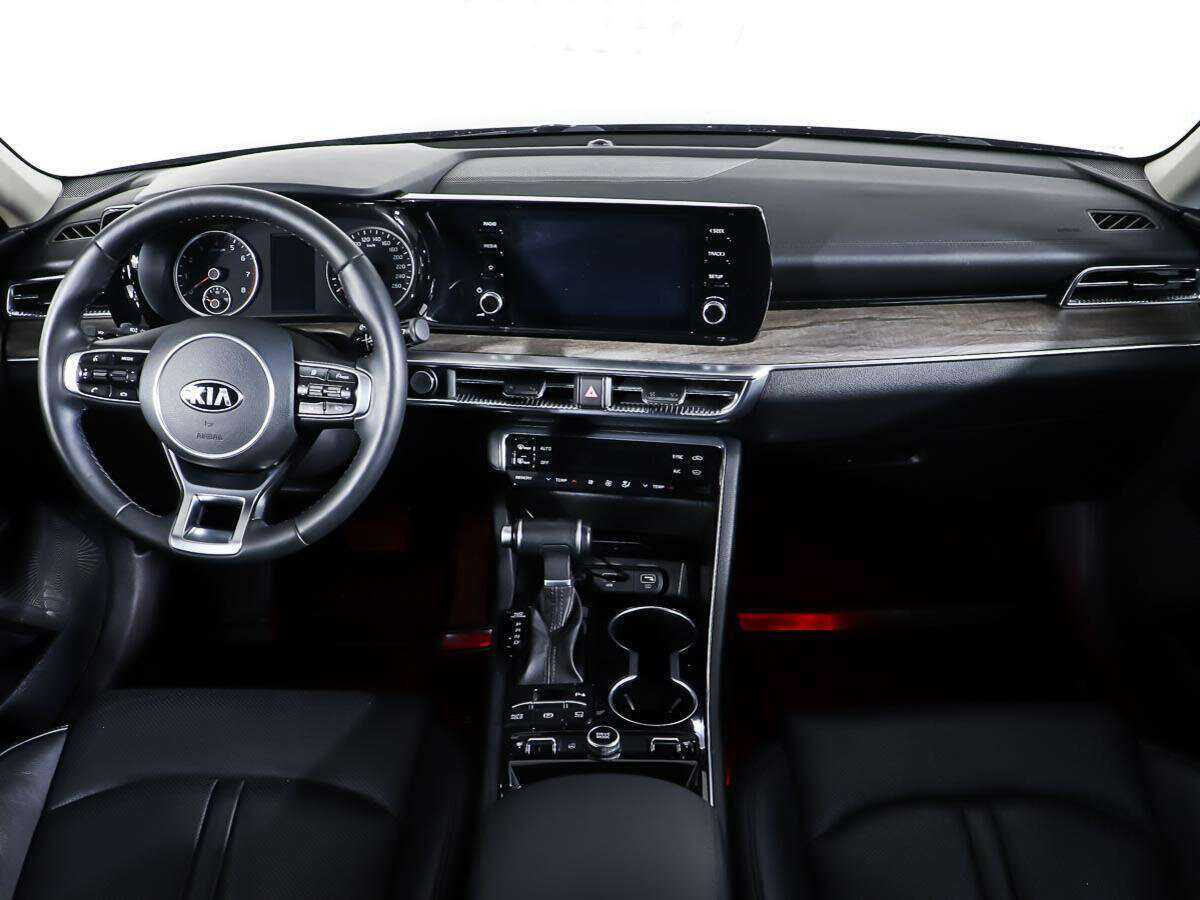 Kia K5 2021 года с пробегом. Фото: #10