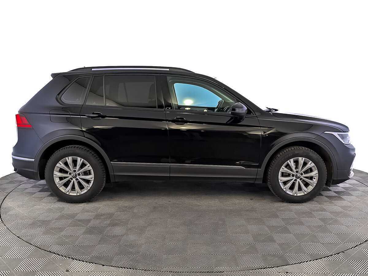 Volkswagen Tiguan 2021 года с пробегом. Фото: #3