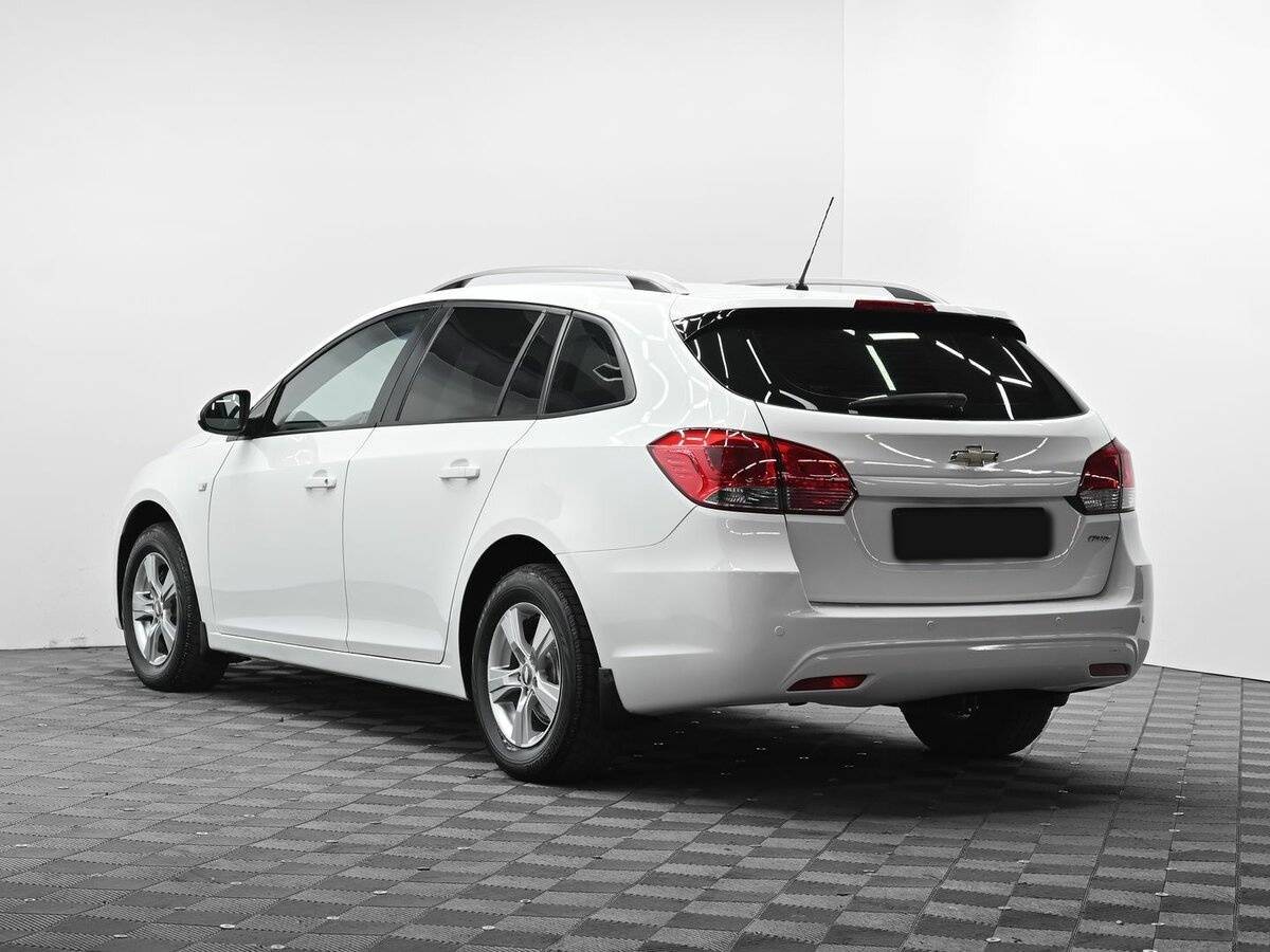 Chevrolet Cruze 2013 года с пробегом. Фото: #2
