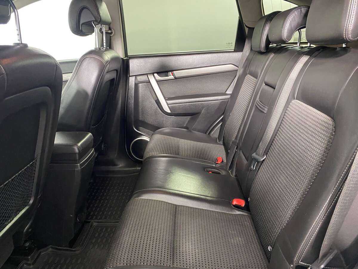 Chevrolet Captiva 2012 года с пробегом. Фото: #7