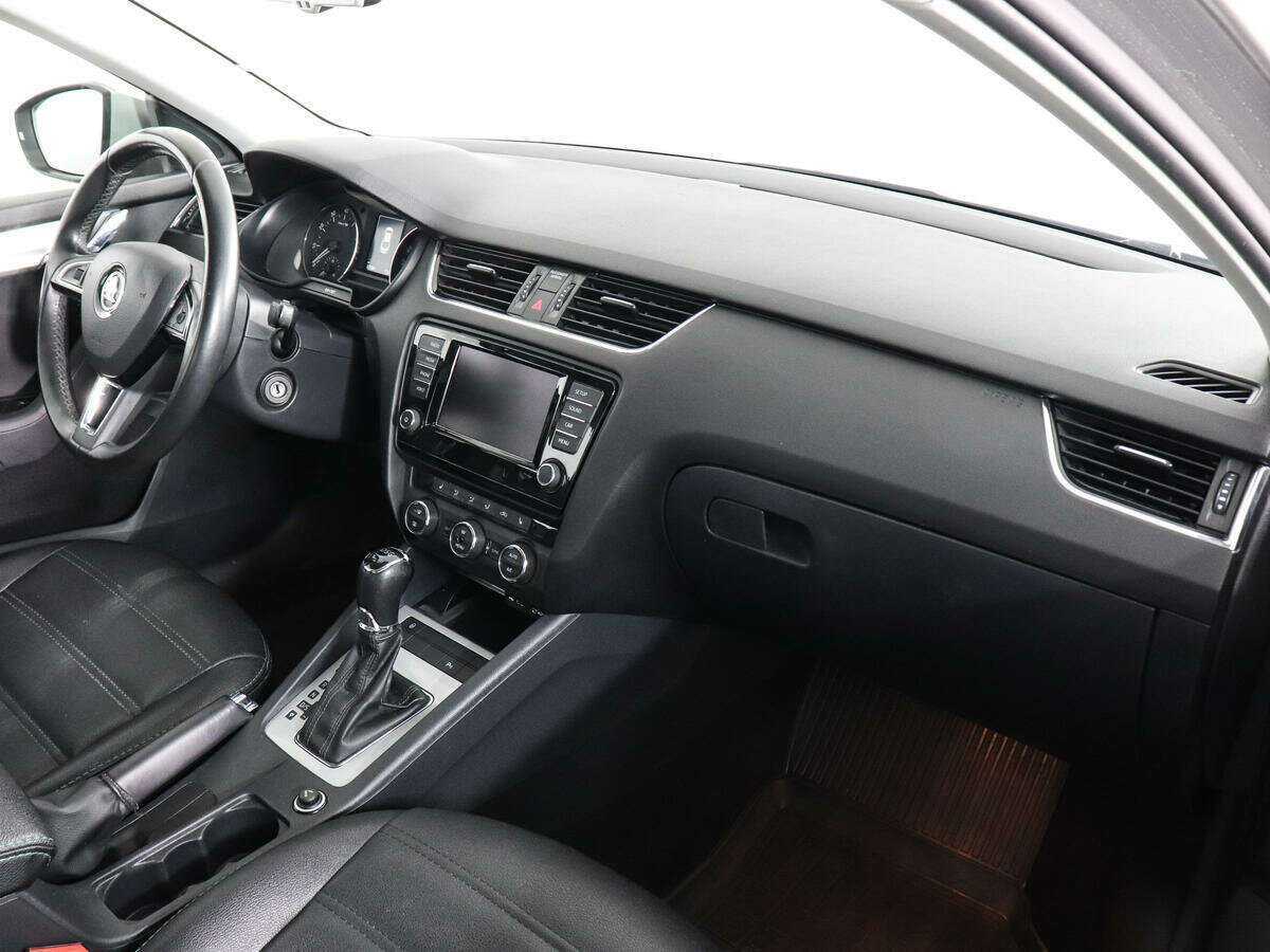 Skoda Octavia 2016 года с пробегом. Фото: #8