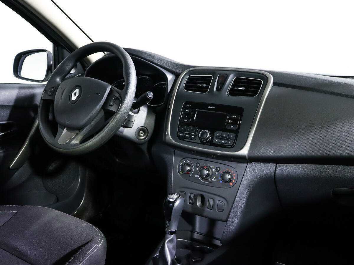 Renault Logan 2017 года с пробегом. Фото: #8