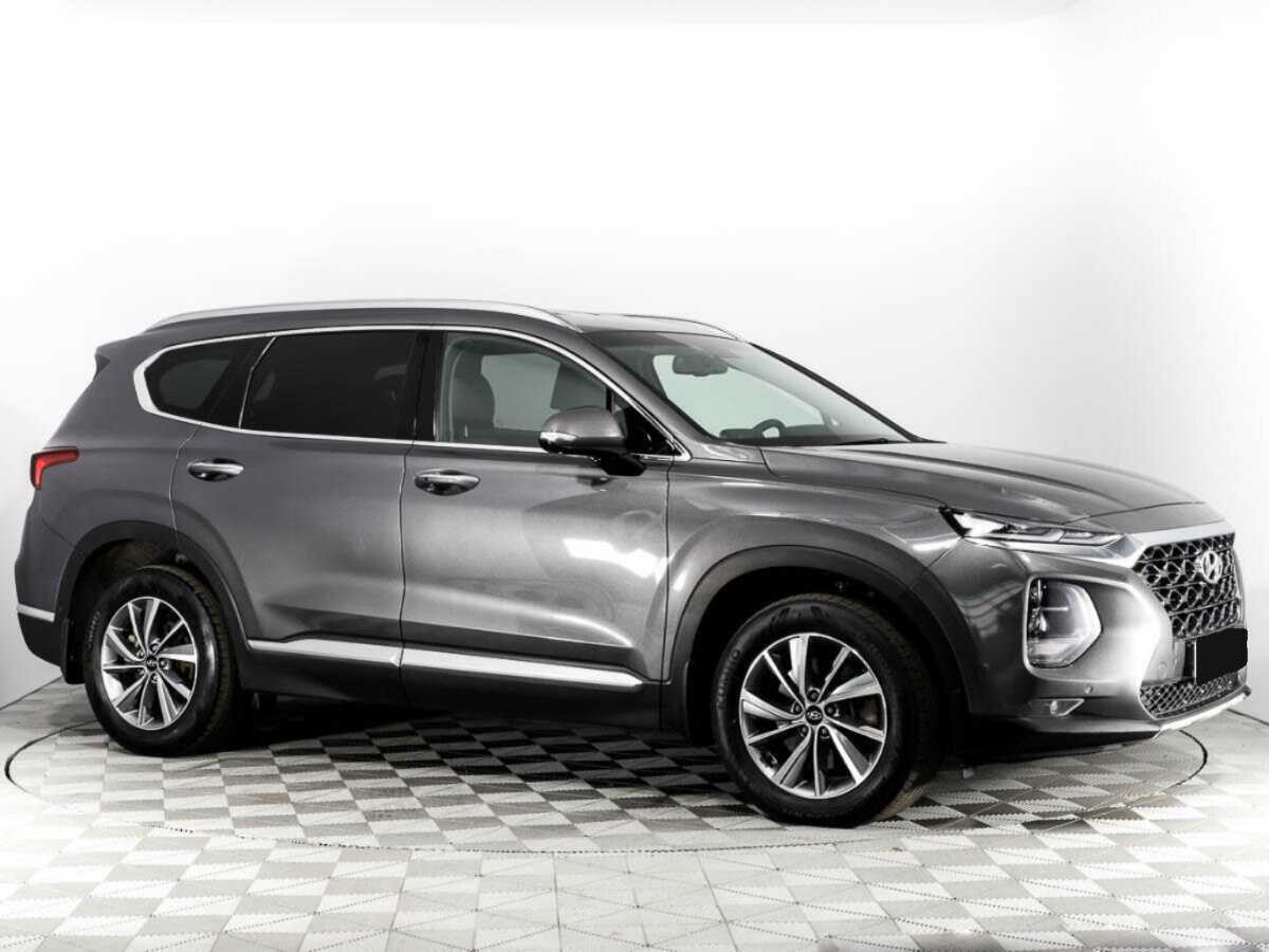 Hyundai Santa Fe 2019 года с пробегом. Фото: #2