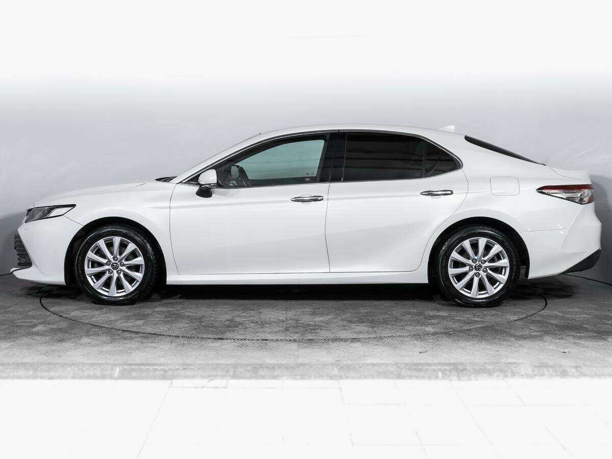 Toyota Camry 2019 года с пробегом. Фото: #7