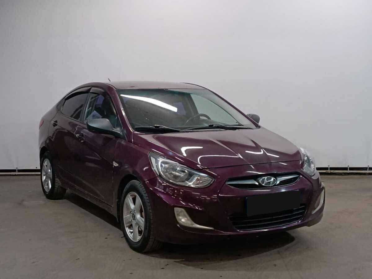 Hyundai Solaris 2012 года с пробегом. Фото: #2