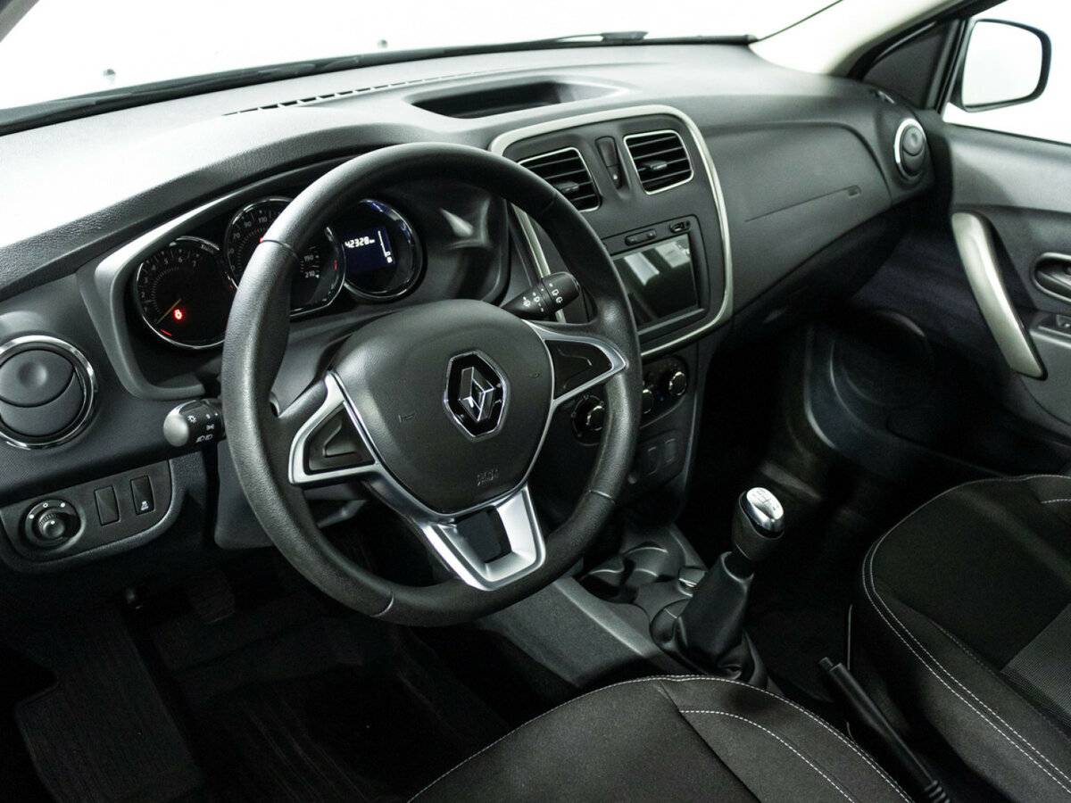Renault Sandero 2022 года с пробегом. Фото: #10