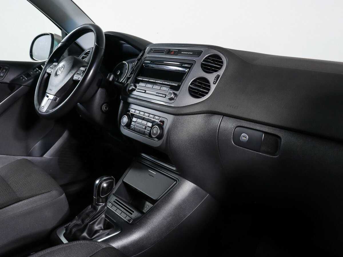 Volkswagen Tiguan 2012 года с пробегом. Фото: #8