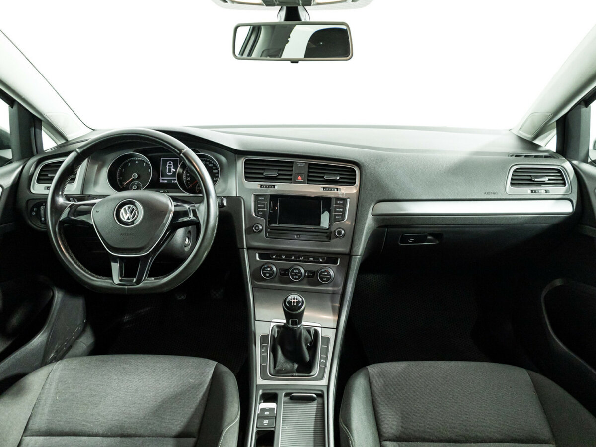Volkswagen Golf 2013 года с пробегом. Фото: #12