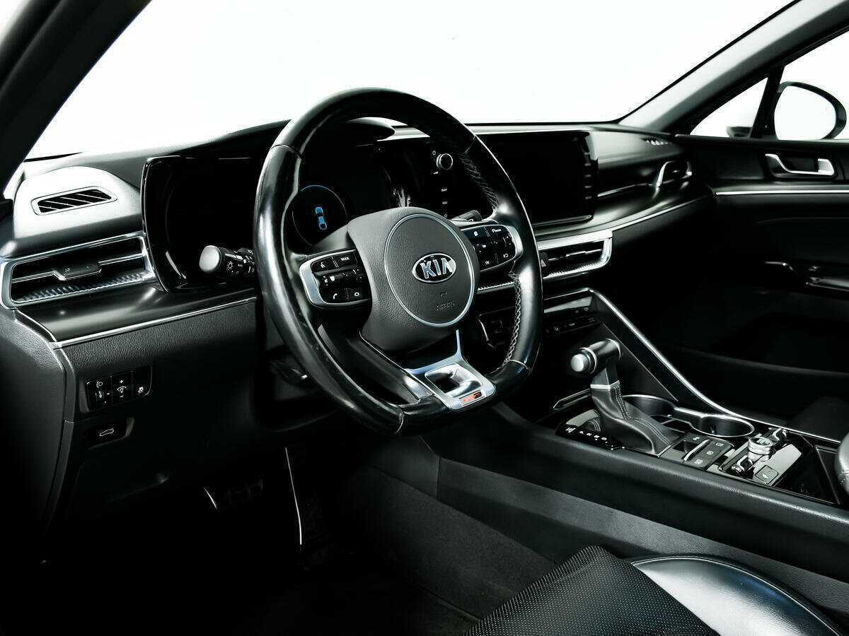 Kia K5 2021 года с пробегом. Фото: #12