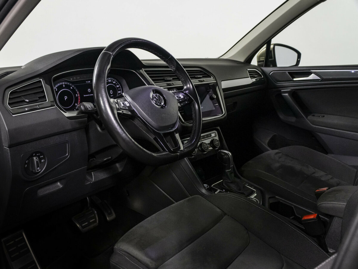 Volkswagen Tiguan 2018 года с пробегом. Фото: #8