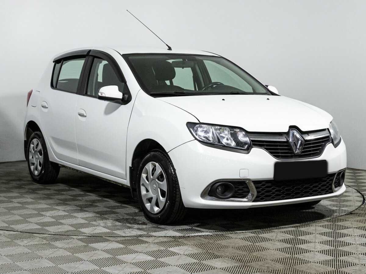 Renault Sandero 2017 года с пробегом. Фото: #2