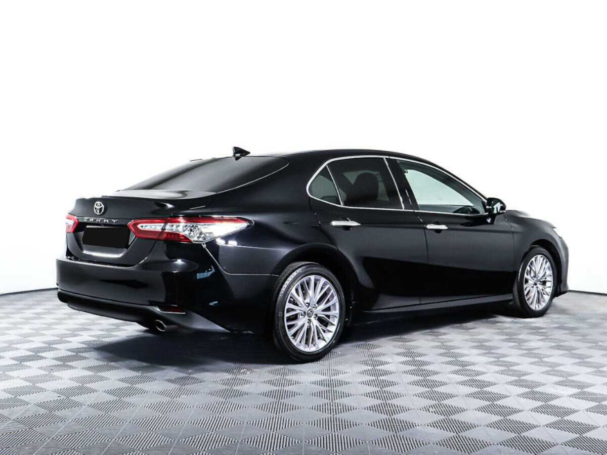 Toyota Camry 2020 года с пробегом. Фото: #4