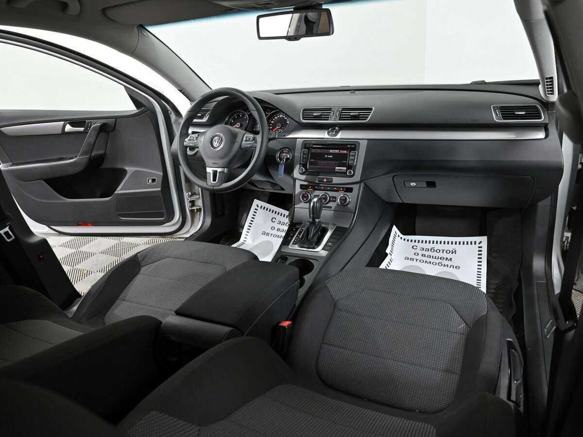 Volkswagen Passat 2014 года с пробегом. Фото: #4