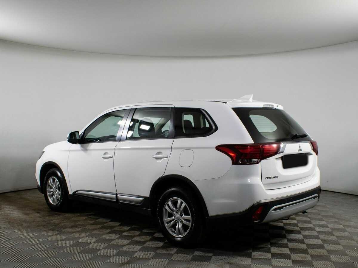 Mitsubishi Outlander 2020 года с пробегом. Фото: #6