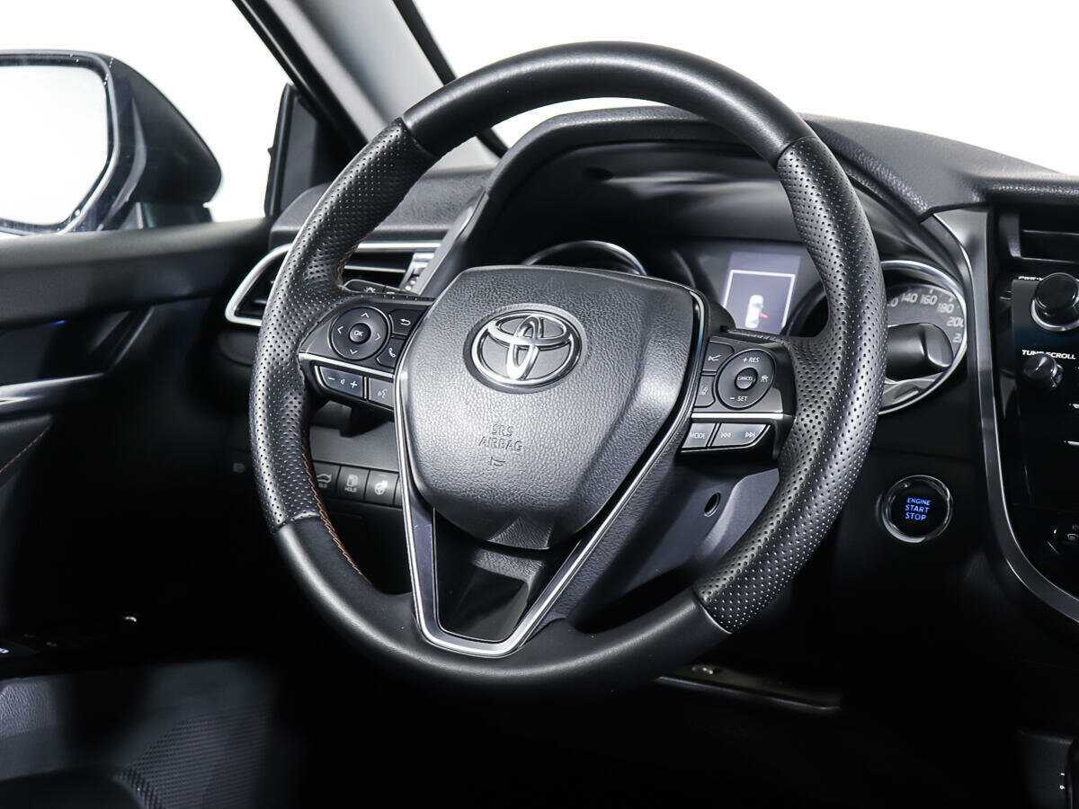 Toyota Camry 2019 года с пробегом. Фото: #14