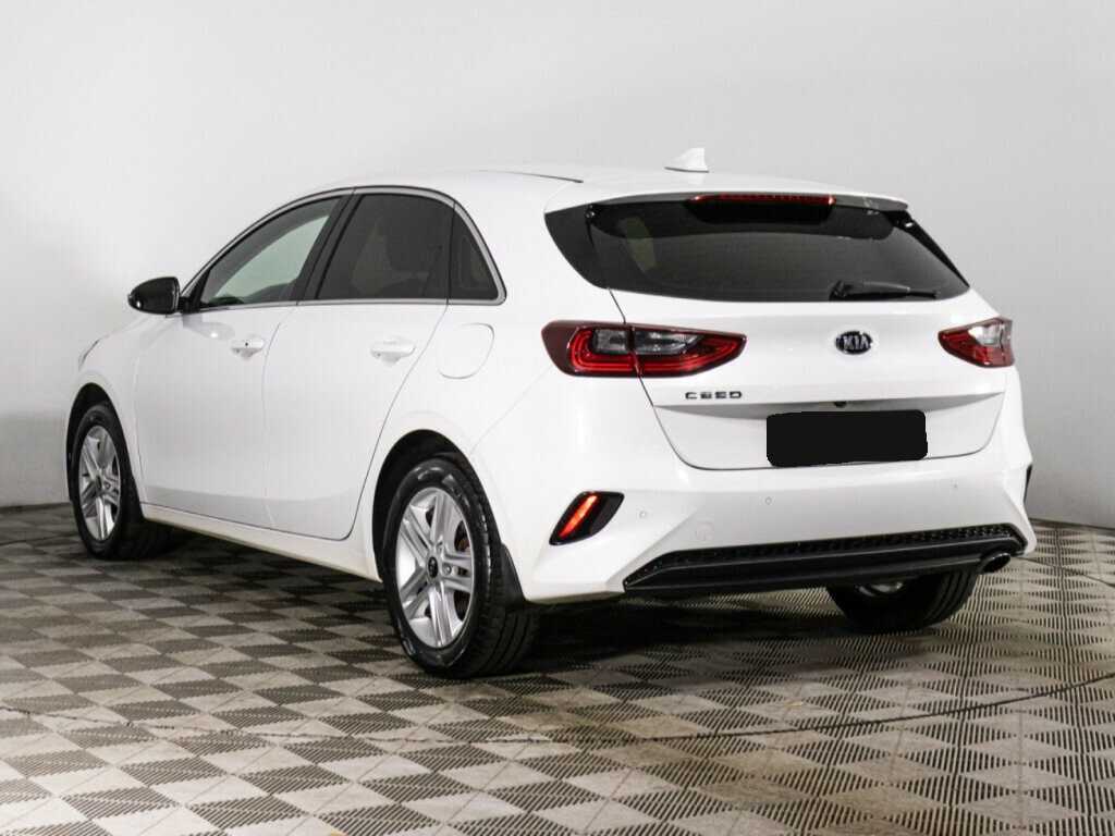Kia Ceed 2020 года с пробегом. Фото: #6
