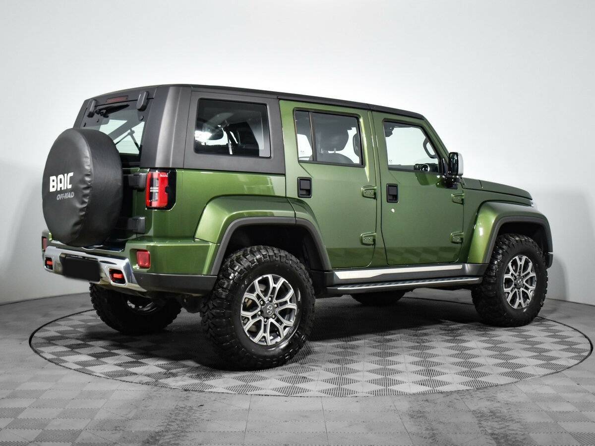 BAIC BJ40 2023 года с пробегом. Фото: #4